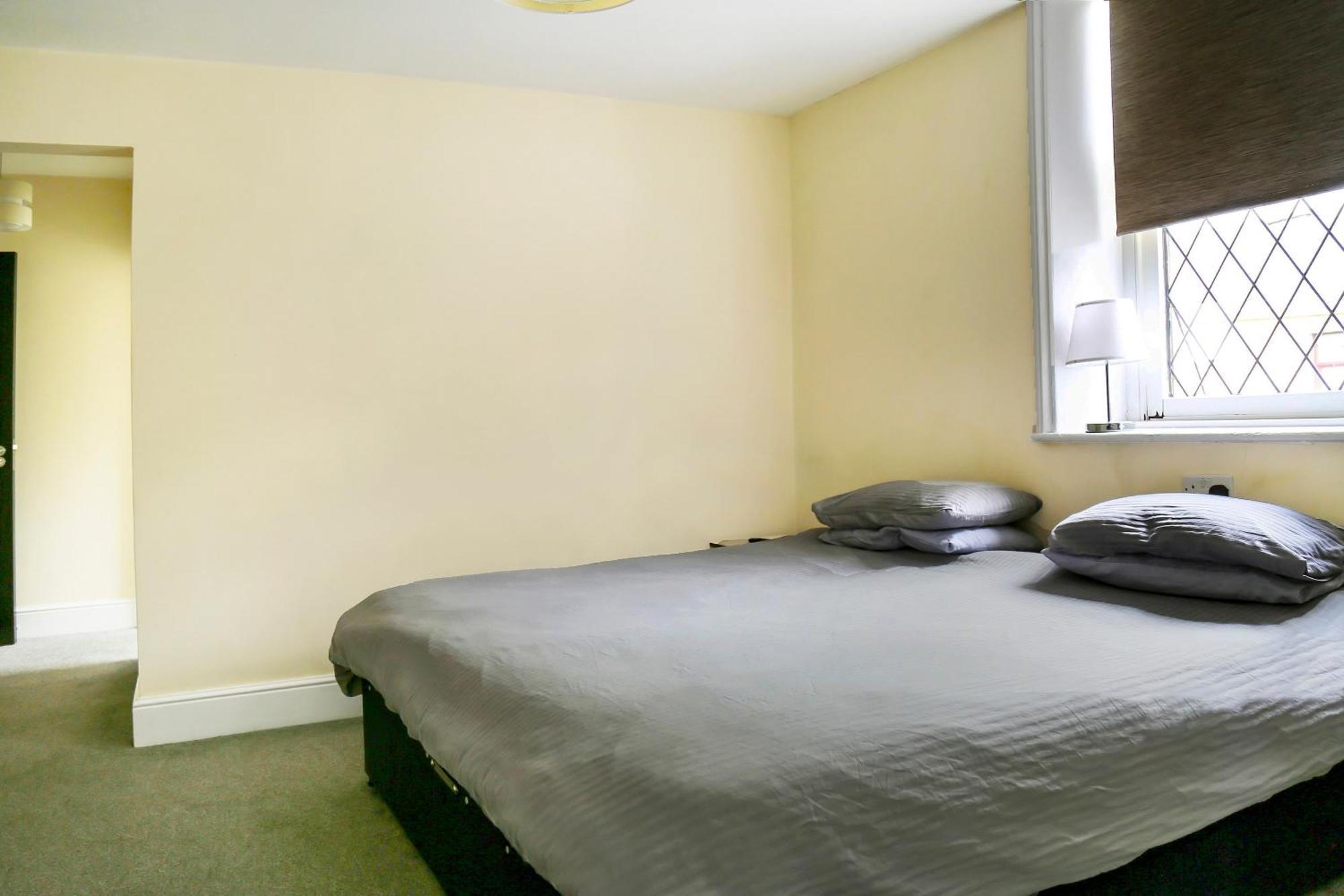 Oyo Castle Hotel, Accrington Luaran gambar